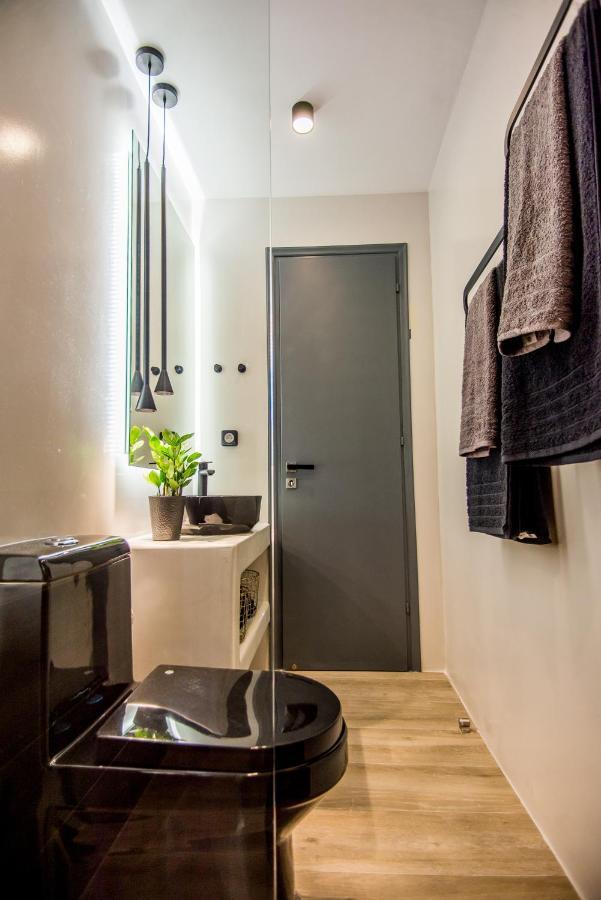 A & B Minimal Suite Ιι With Sea View In Argostoli Exterior photo