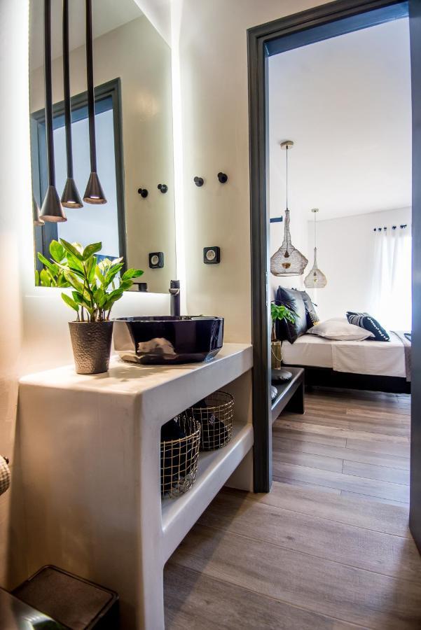 A & B Minimal Suite Ιι With Sea View In Argostoli Exterior photo